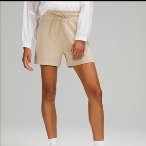 Lululemon Soft Ambitions HR Short